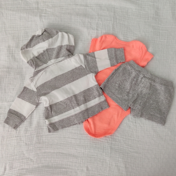 3 for $20 - Baby boy 3 months "Handsome" outfit - Picture 2 of 2